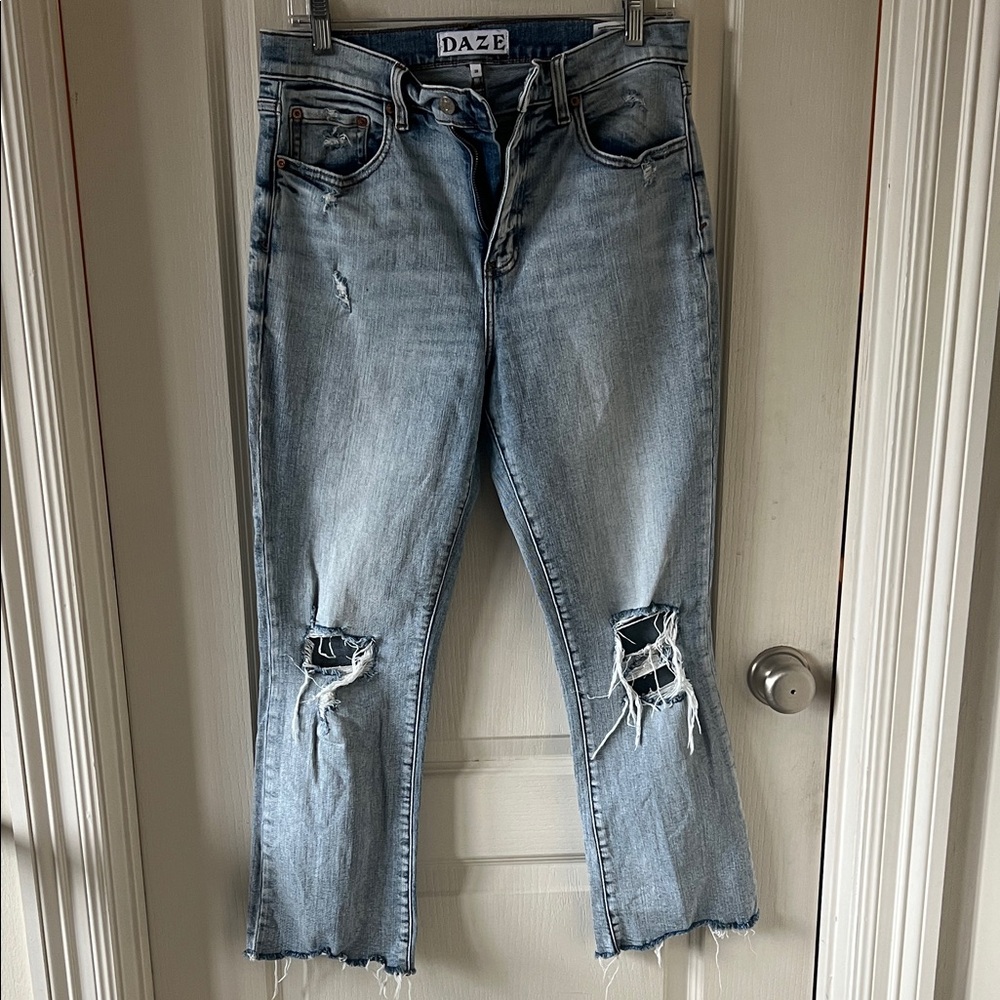 Daze brand Women's Light Blue Distressed Jeans
